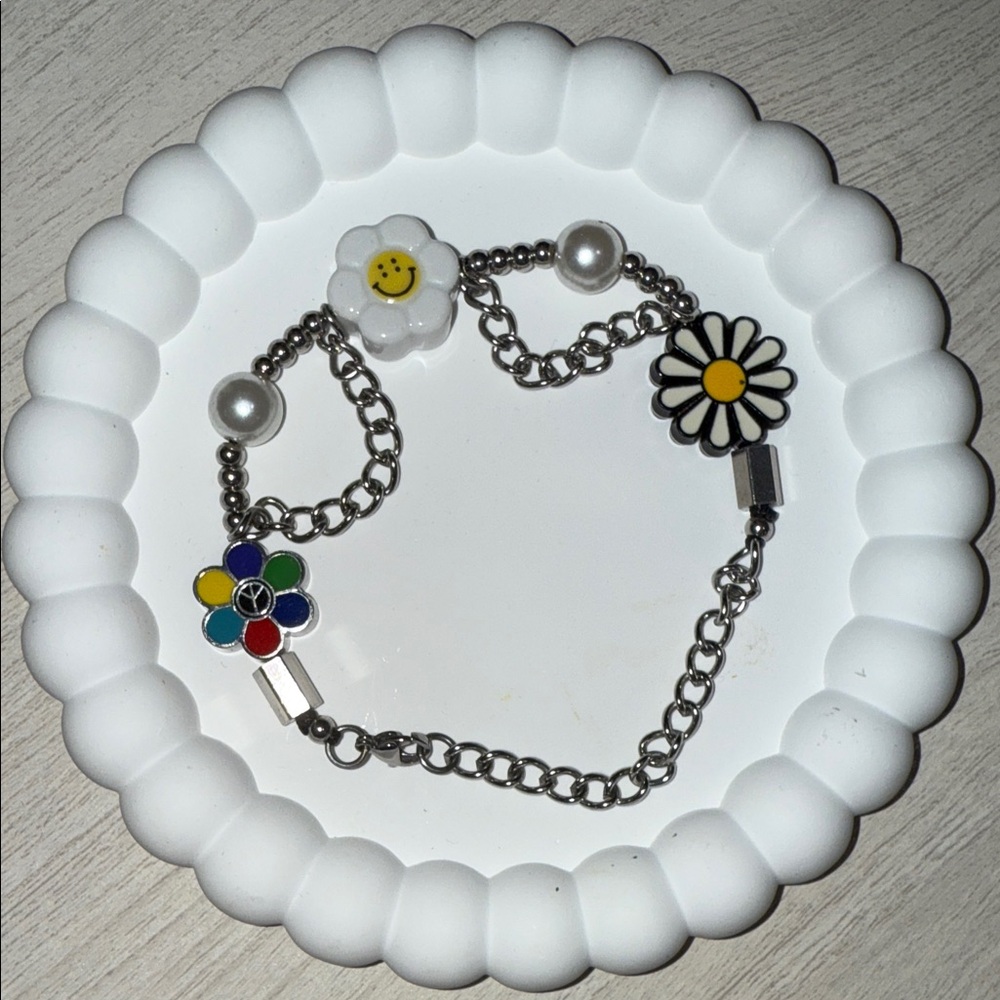 Colorful Flower Charm Bracelet